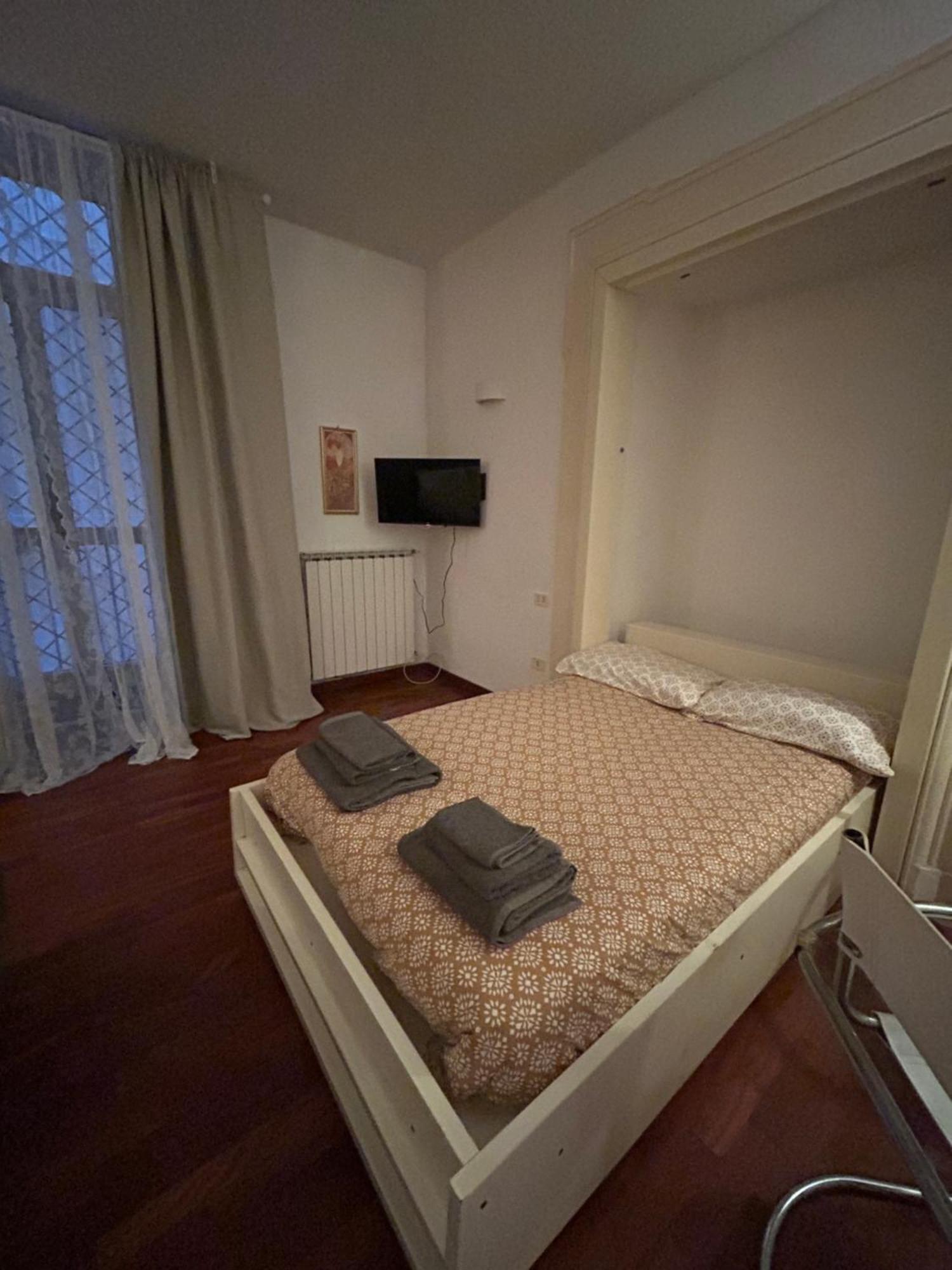 Anni Apartment Chiaia Napoli Eksteriør billede